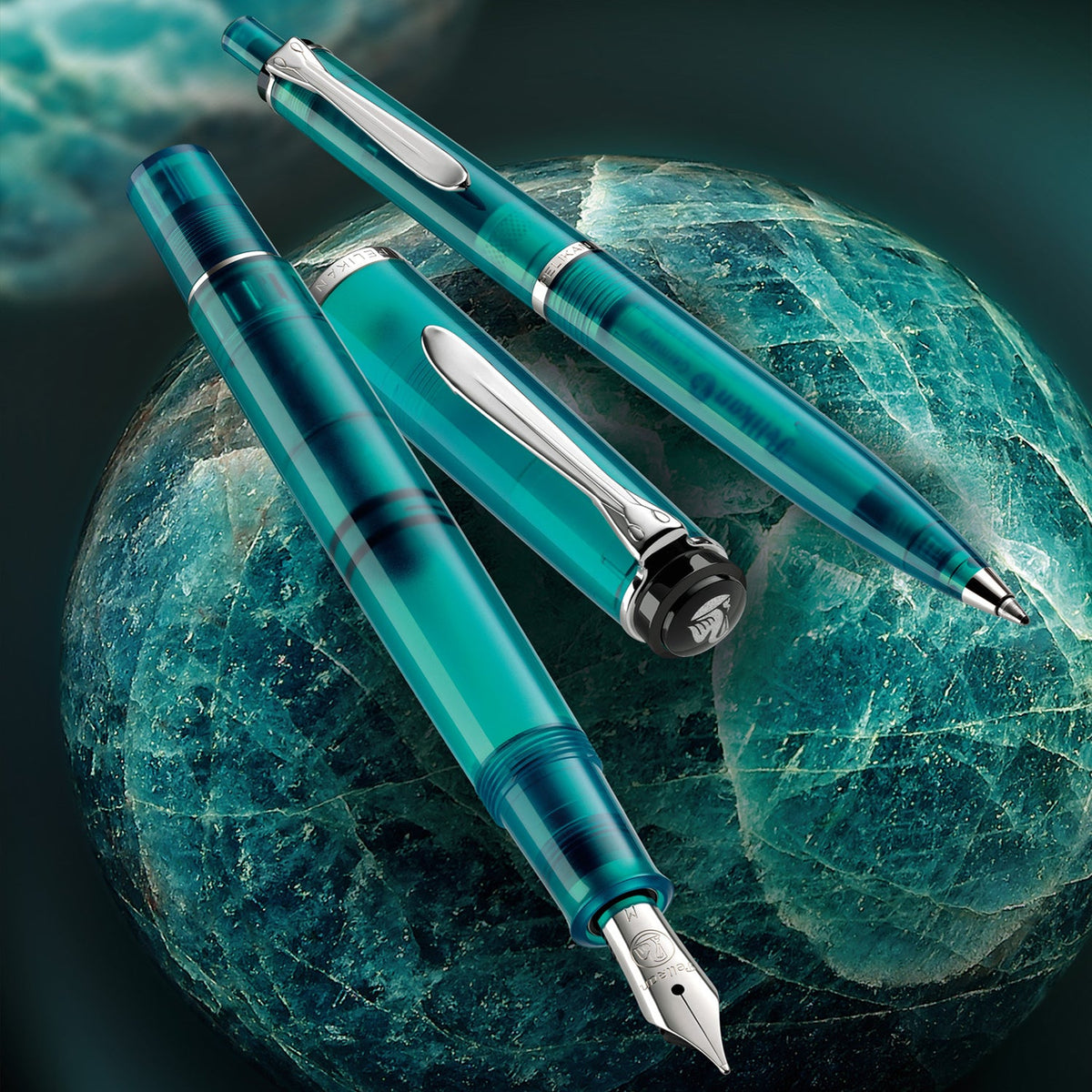 Pelikan Classic M205 Apatite Fountain Pen (Special Edition) Medium