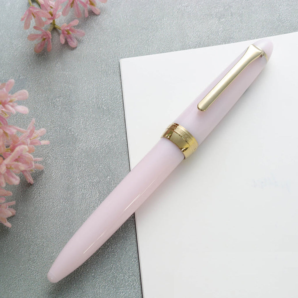 Sailor 1911 Casual Shikiori Kusa Asobi Hanakanmuri Fountain Pen (Special Edition)